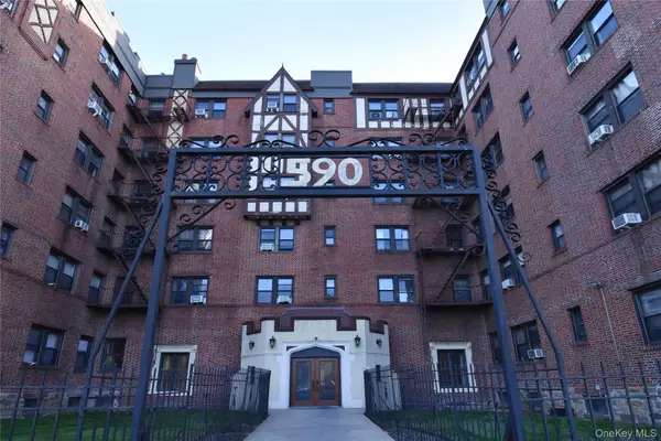 590 E 3rd Street #MK, Mount Vernon, NY 10553