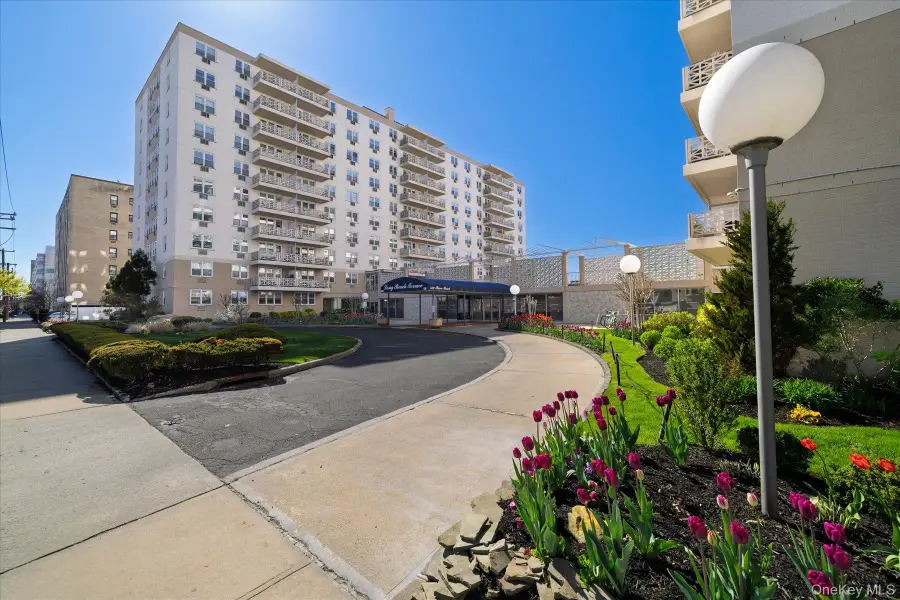 430 Shore Rd #8 H, Long Beach, NY 11561 - #3