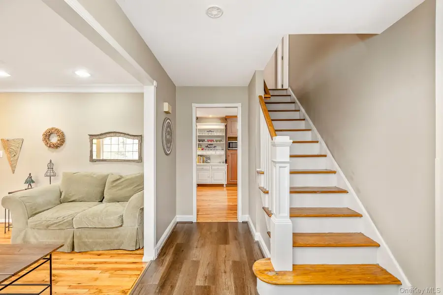 27 Richie Court N, Saint James, NY 11780 - #3