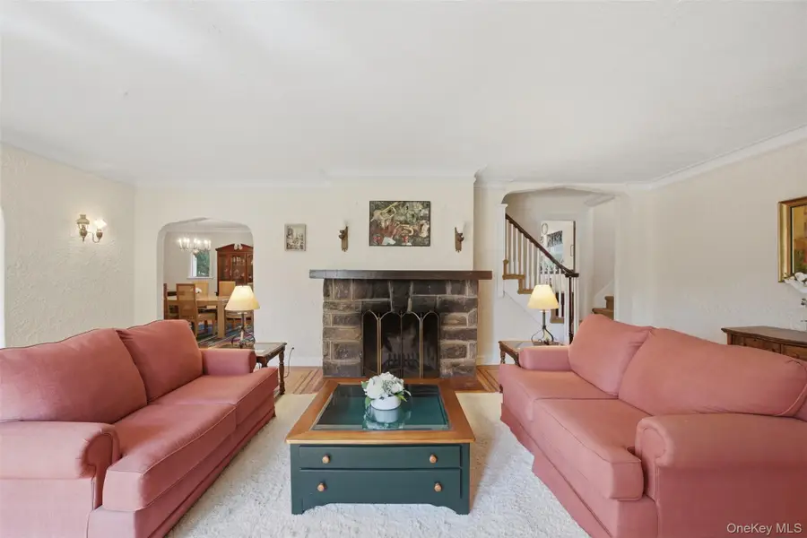 930 Grant Avenue, Pelham, NY 10803 - #2