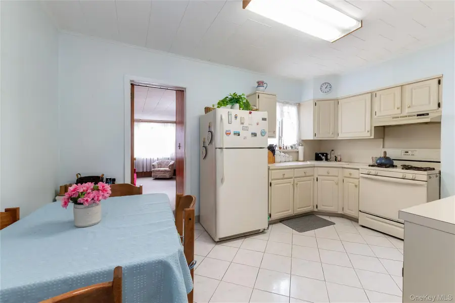 61-09 77th Street, Middle Village, NY 11379 - #3