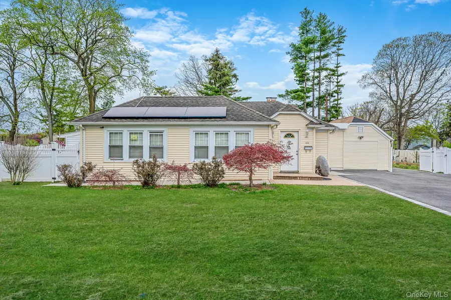 122 Mckinley Street, Brentwood, NY 11717 - #3