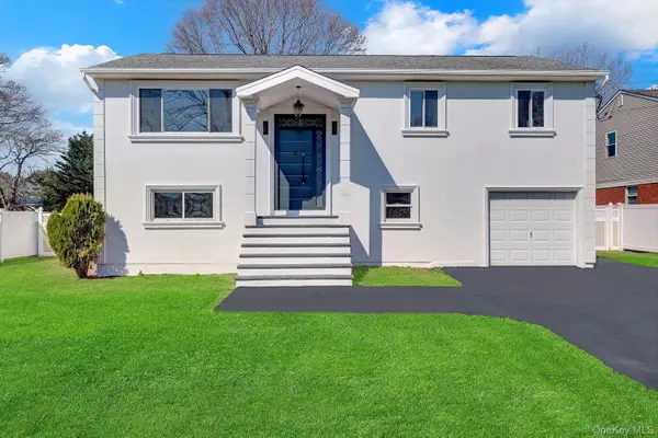 116 Southern Boulevard, Hauppauge, NY 11788