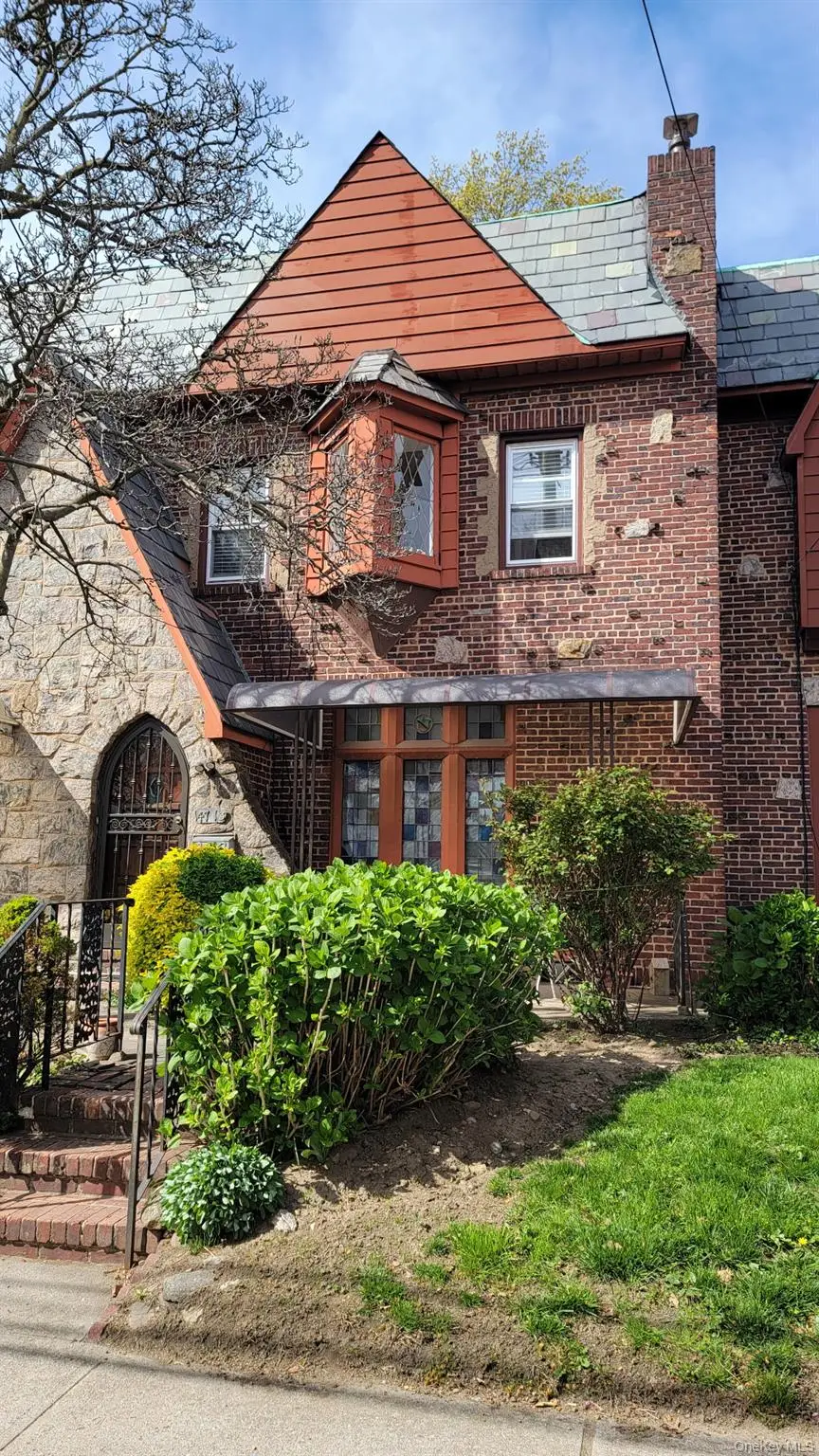 14713 Willets Point Boulevard, Whitestone, NY 11357 - #1