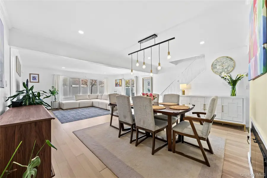 170 Scooter Lane, Hicksville, NY 11801 - #2