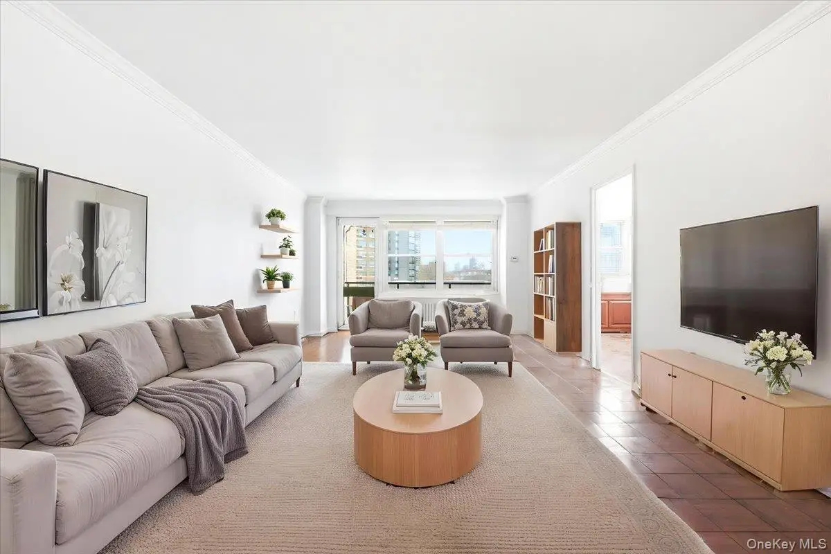 70-20 108 Street #6K, Forest Hills, NY 11375 - #1