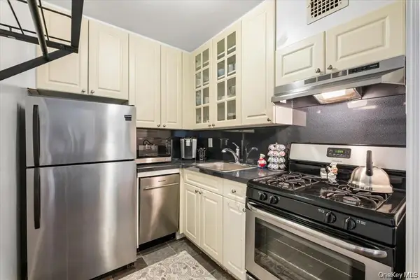 33 Barker Avenue #2J, White Plains, NY 10601