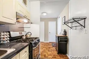 33 Barker Avenue #2J, White Plains, NY 10601 - #2