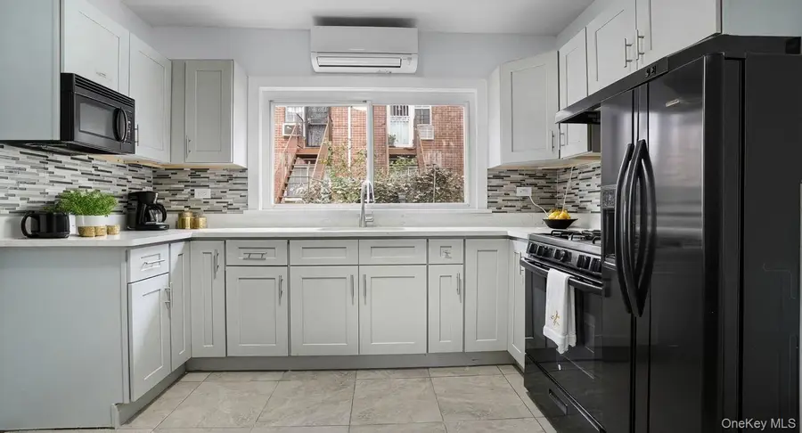 2738 Miles Avenue, Bronx, NY 10465 - #3