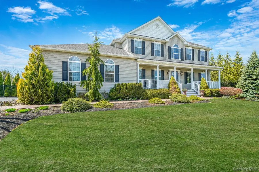 98 Calverton Court, Wading River, NY 11792 - #3