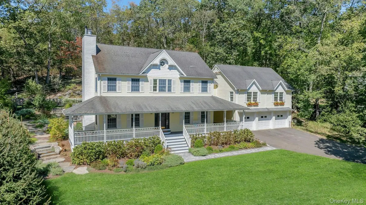 7/8 Douglas Drive, South Salem, NY 10590 - #1