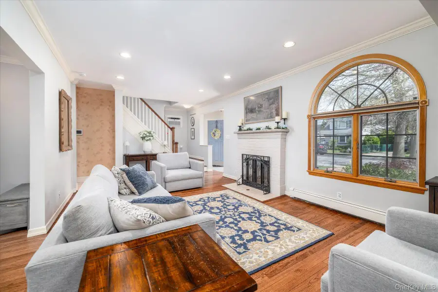 96 Southard Avenue, Rockville Centre, NY 11570 - #3