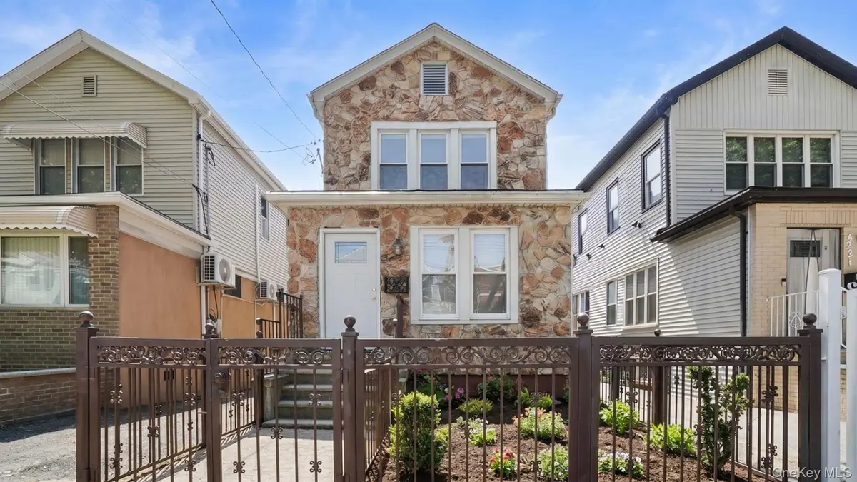 4219 Murdock Avenue, Bronx, NY 10466 - #1