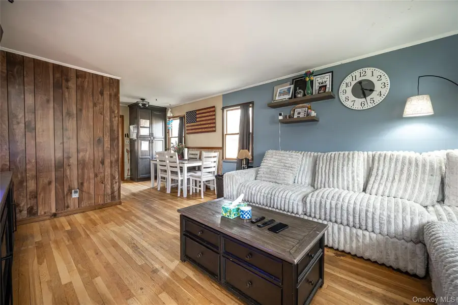 36 Edgewood Road, Cortlandt Manor, NY 10567 - #3