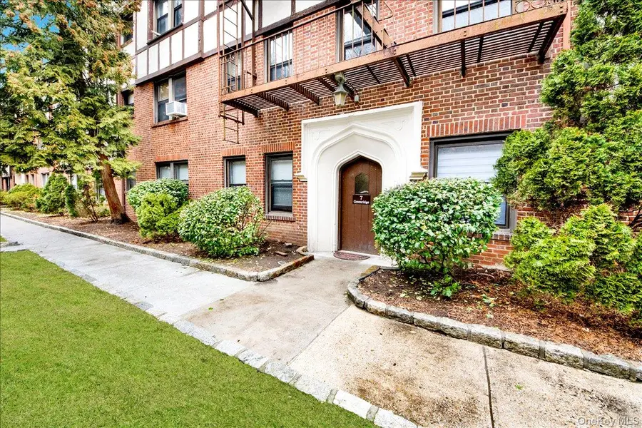 7 Greenridge Avenue #B8, White Plains, NY 10605 - #2