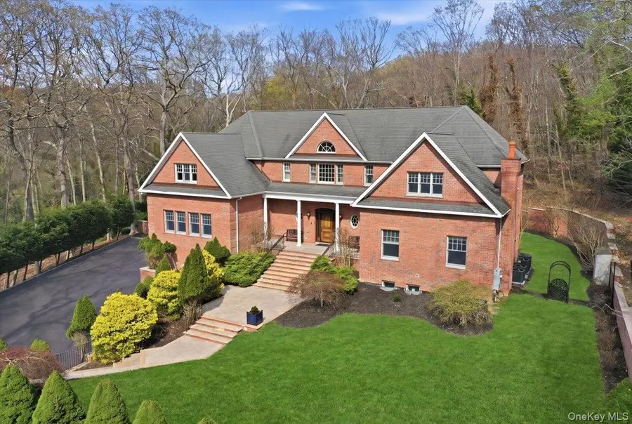 60 Harbor Road, Head Of The Harbor, NY 11780 - #2