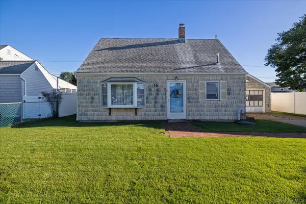 26 Pebble Lane, Levittown, NY 11756