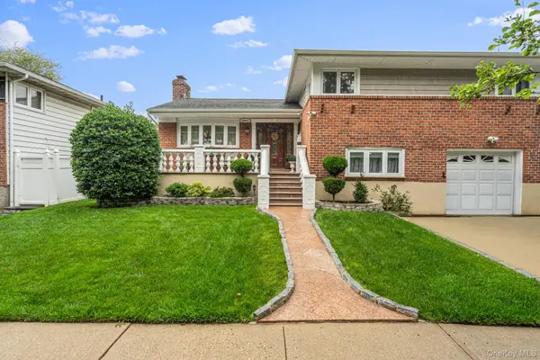 Address Withheld By Seller, Flushing, NY 11362