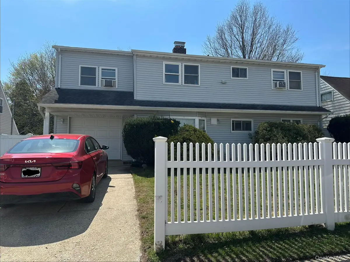 50 Gleaner Lane, Levittown, NY 11756 - #1