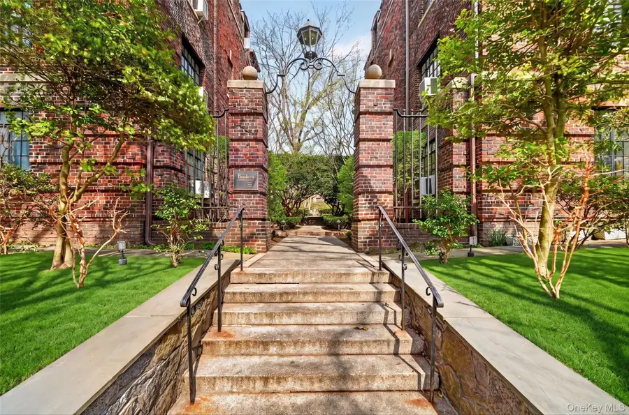 20 N Broadway #O372, White Plains, NY 10601 - #2