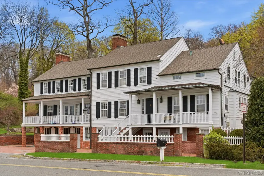 80 Shore Road, Cold Spring Harbor, NY 11724 - #2