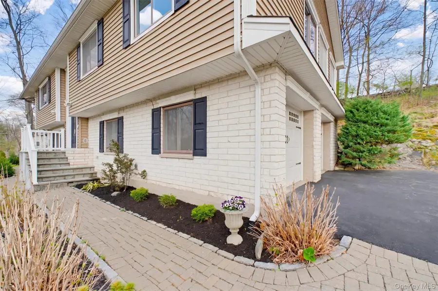 47 Stonehouse Road, Somers, NY 10589 - #3