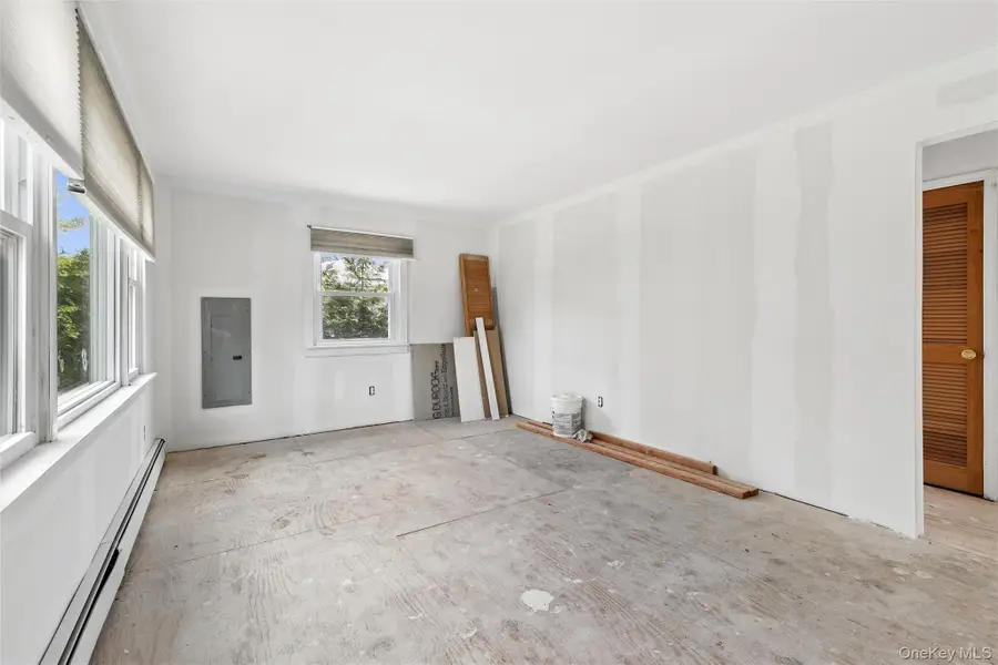 56 Inlet Road W, Hampton Bays, NY 11946 - #3