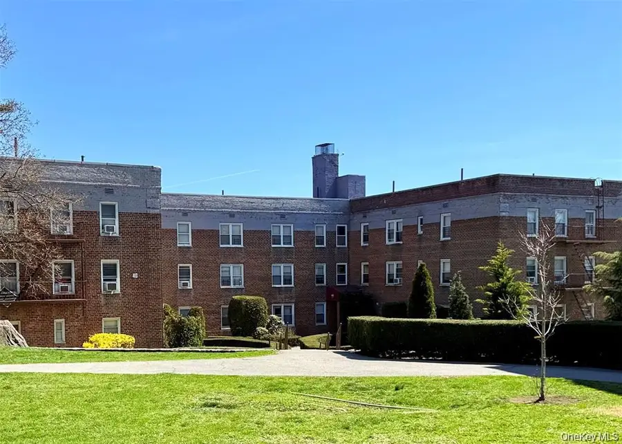 40 Davenport #2K, New Rochelle, NY 10801 - #2