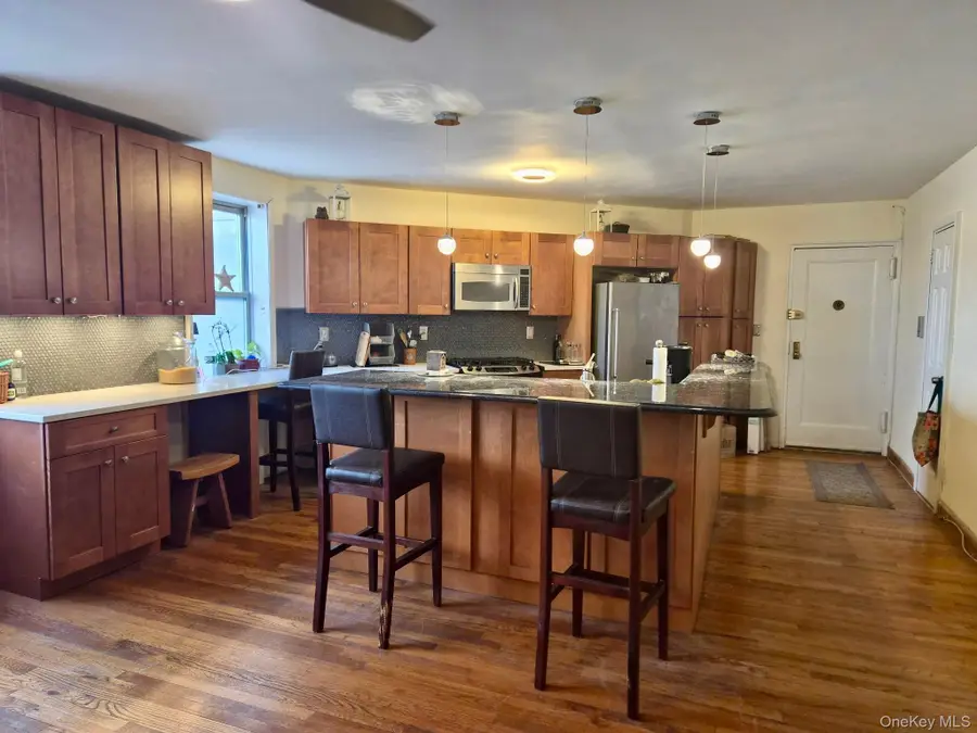 40 Davenport #2K, New Rochelle, NY 10801 - #3