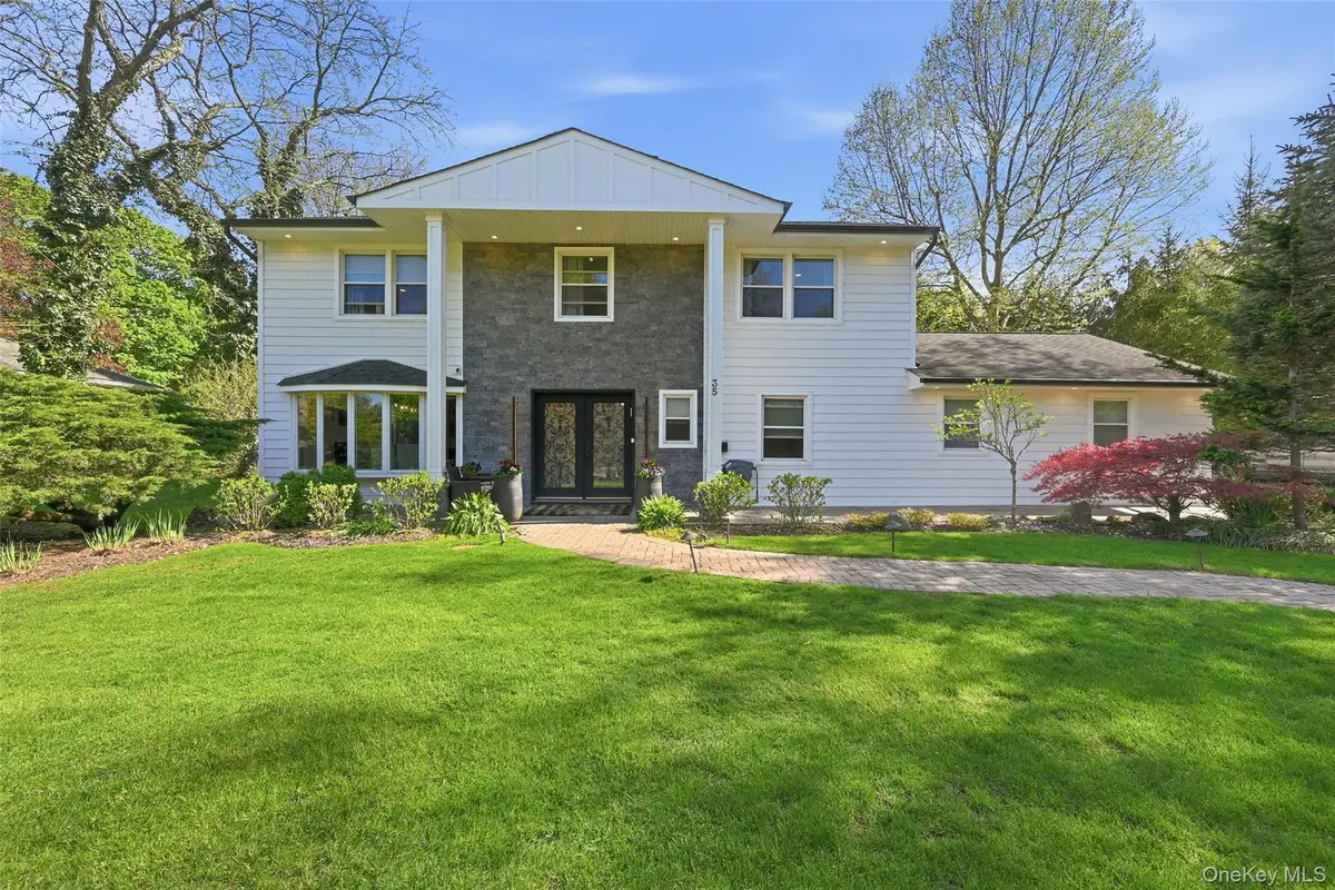 35 Elm Drive, East Hills, NY 11576 - #1