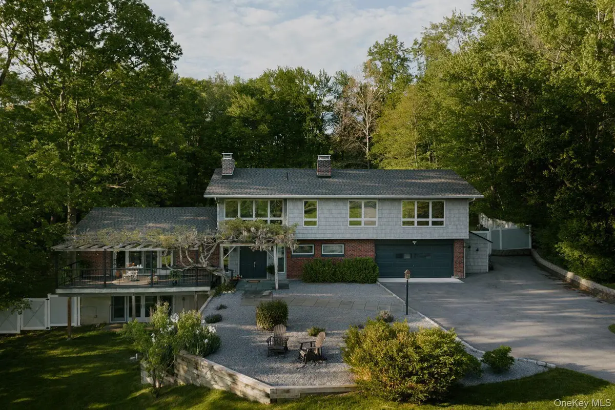 18 Scenic Drive, Hyde Park, NY 12538 - #1