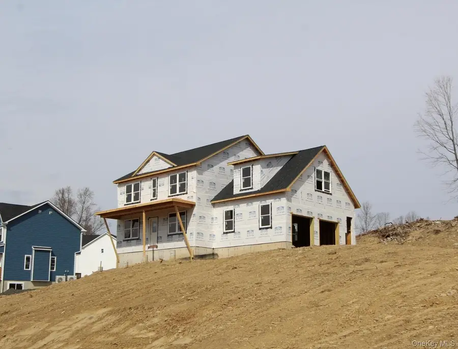 32 Tamarack Drive, Newburgh, NY 12550 - #3