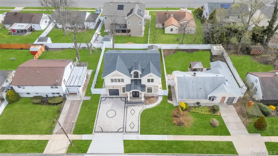 157 4th Street, Hicksville, NY 11801 - #2