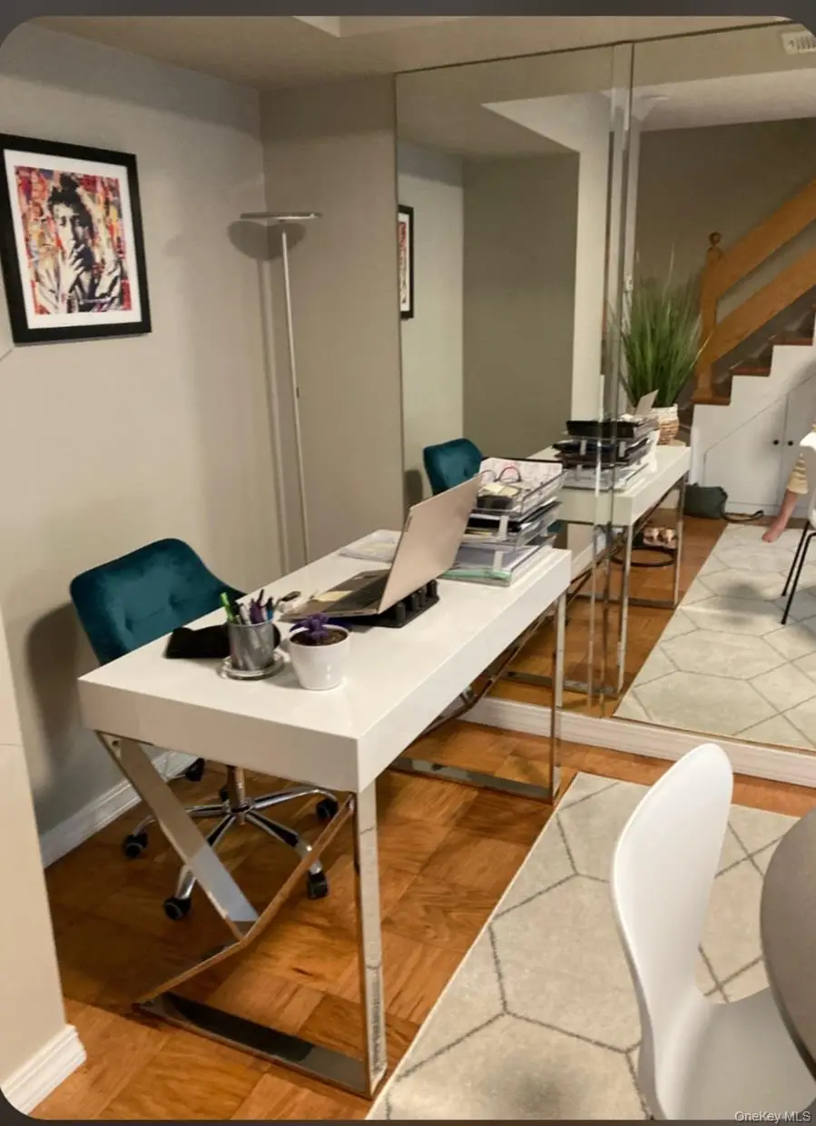 Address Withheld By Seller, Copiague, NY 11726 - #3