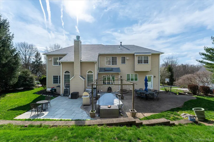 15 Hallocks Run, Somers, NY 10589 - #2