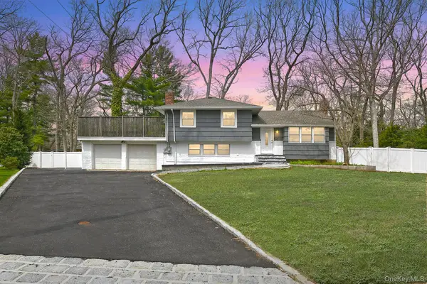 5 Shadywood Court, Huntington, NY 11743