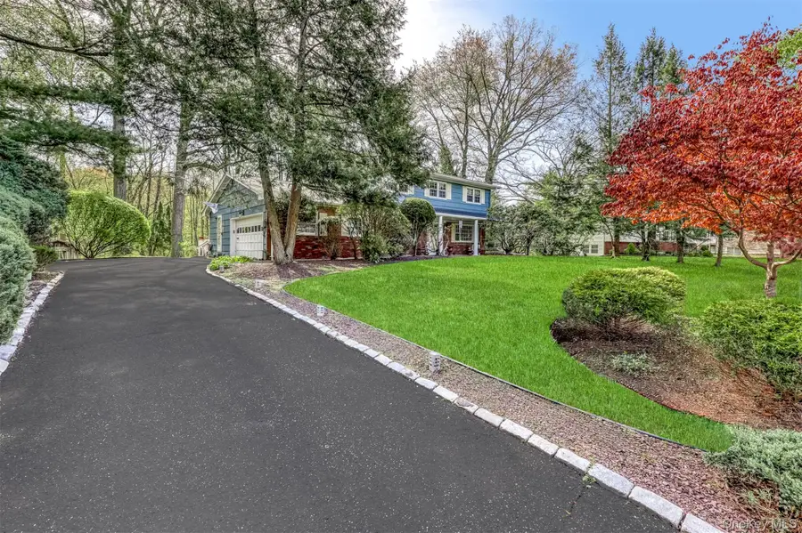 16 Sterling Forest Lane, Suffern, NY 10901 - #2