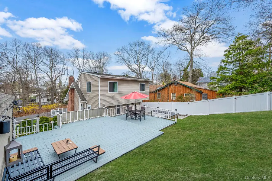 38 Hawthorne Road, Rocky Point, NY 11778 - #3