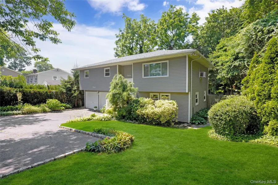 11 Margaret Lane, Huntington, NY 11743 - #3