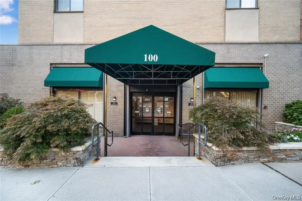 100 E Hartsdale Avenue #3FE, Hartsdale, NY 10530 - #1