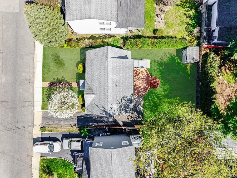 28 Miller Street #2, Glen Cove, NY 11542 - #3