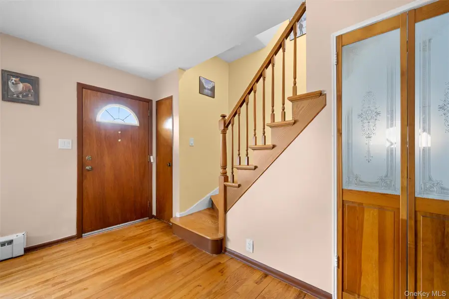 8807 Sabre Street, Bellerose Manor, NY 11427 - #3