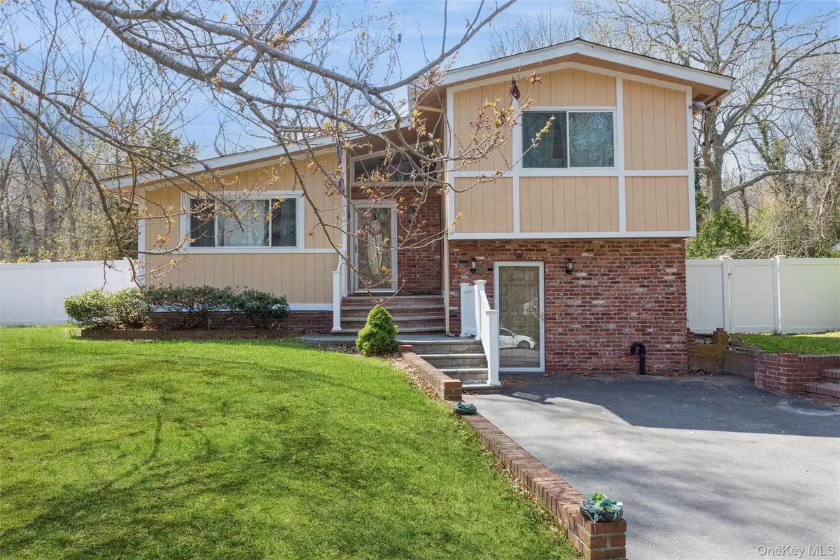 8 Water Road, Rocky Point, NY 11778 - #1