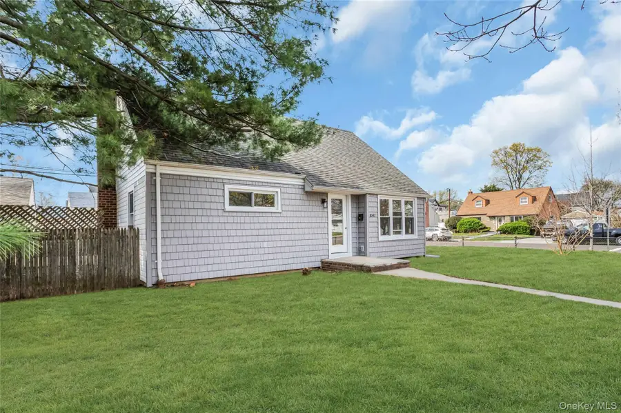 1047 Windermere Road, Franklin Square, NY 11010 - #3