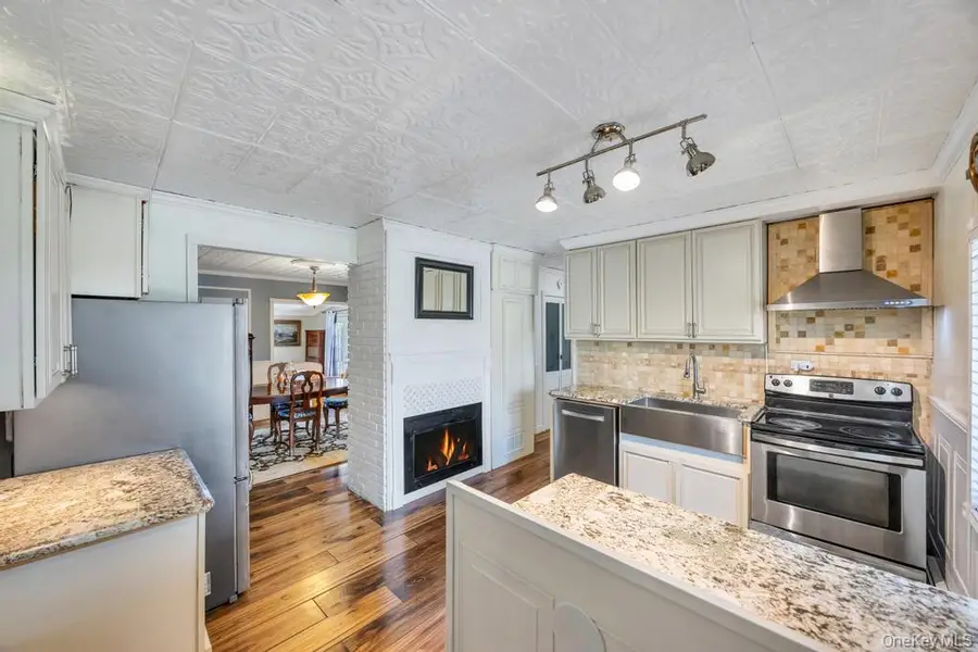 54 Polaris Drive, Levittown, NY 11756 - #3