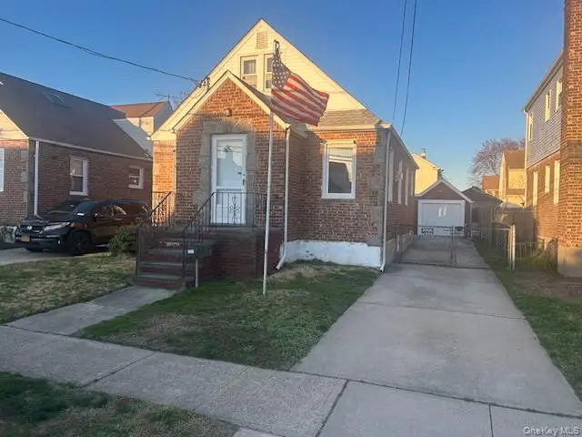 101 Fairfield Street, Valley Stream, NY 11581 - #1