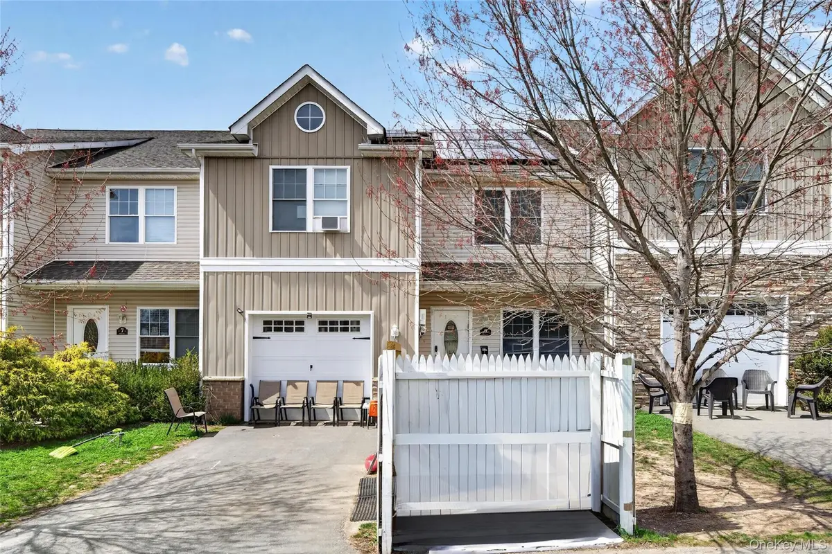 9 Maple Avenue, Bloomingburg, NY 12721 - #1