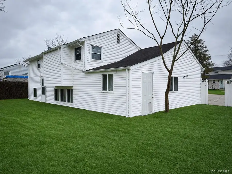 3108 Devon Avenue, Medford, NY 11763 - #2