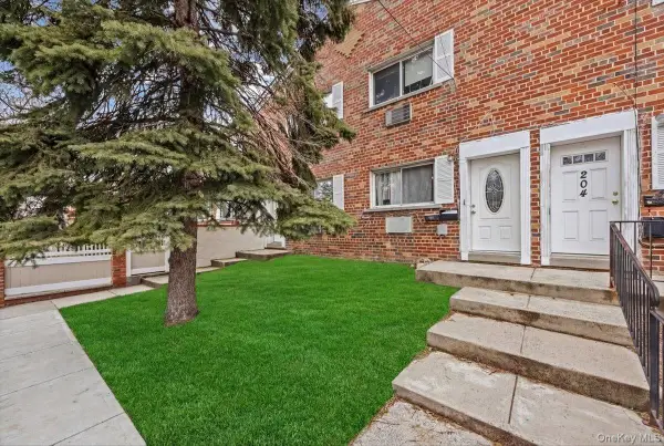 206-208 Balcom Avenue, Bronx, NY 10465