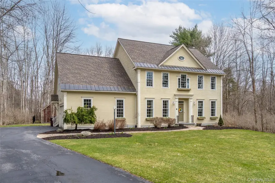 2 Stable Lane, Saratoga Springs, NY 12866 - #3